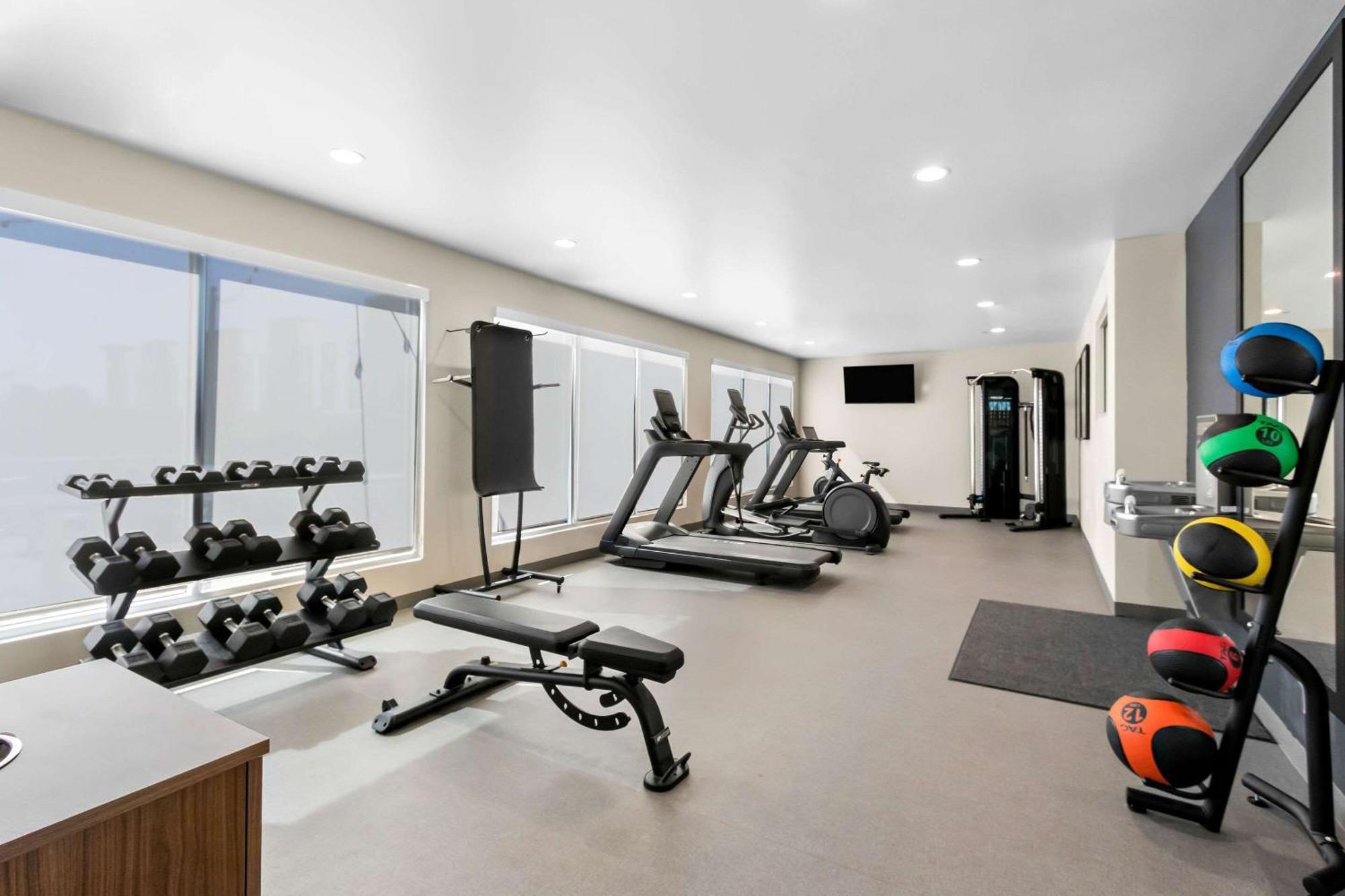 Everhome Suites Glendale Sports Entertainment District Exteriér fotografie