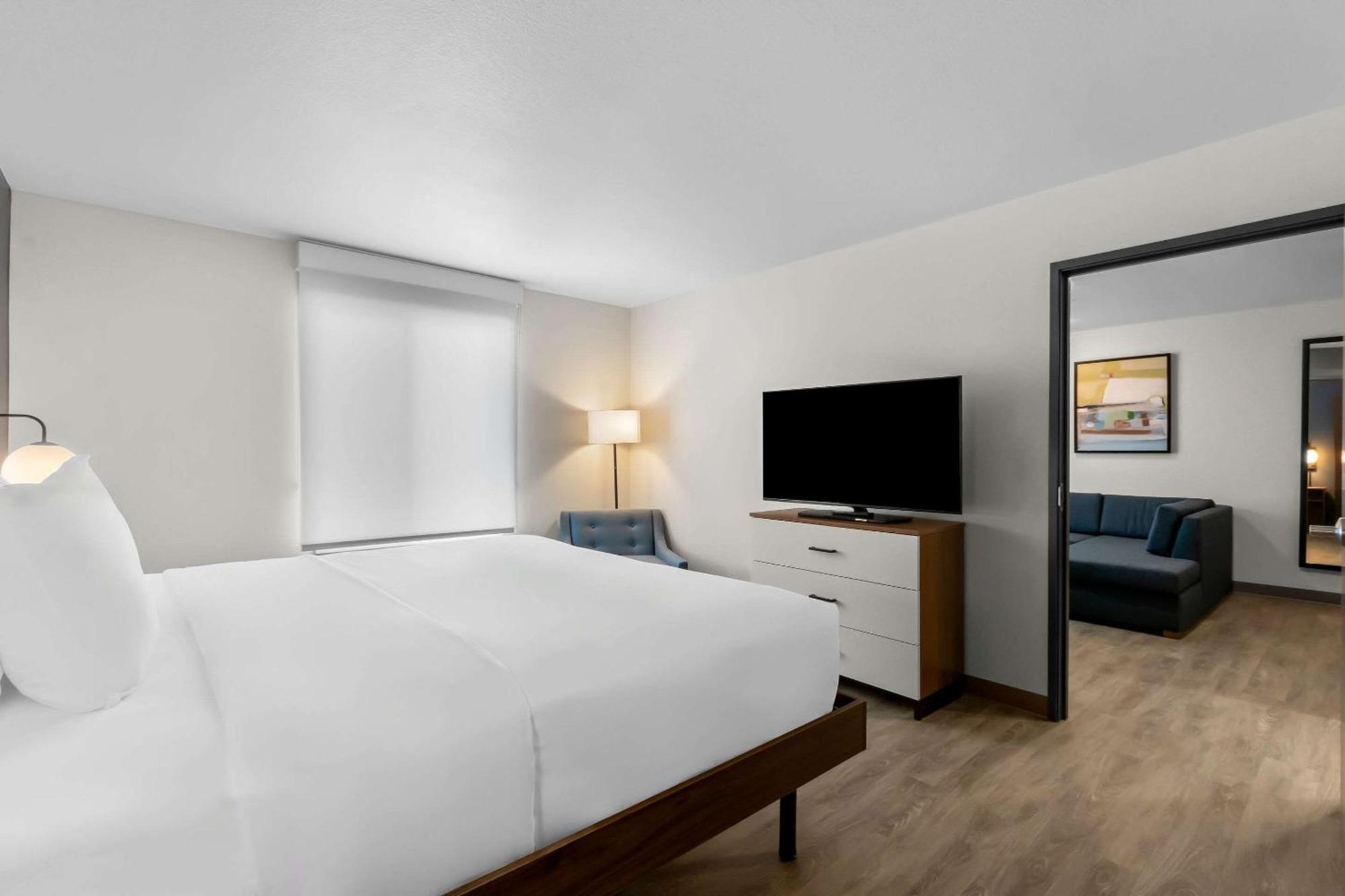 Everhome Suites Glendale Sports Entertainment District Exteriér fotografie